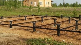 Установка и монтаж - винтовые сваи в Курчатове для свайного фундамента дома. Цена от 2111 руб - видео закручивание